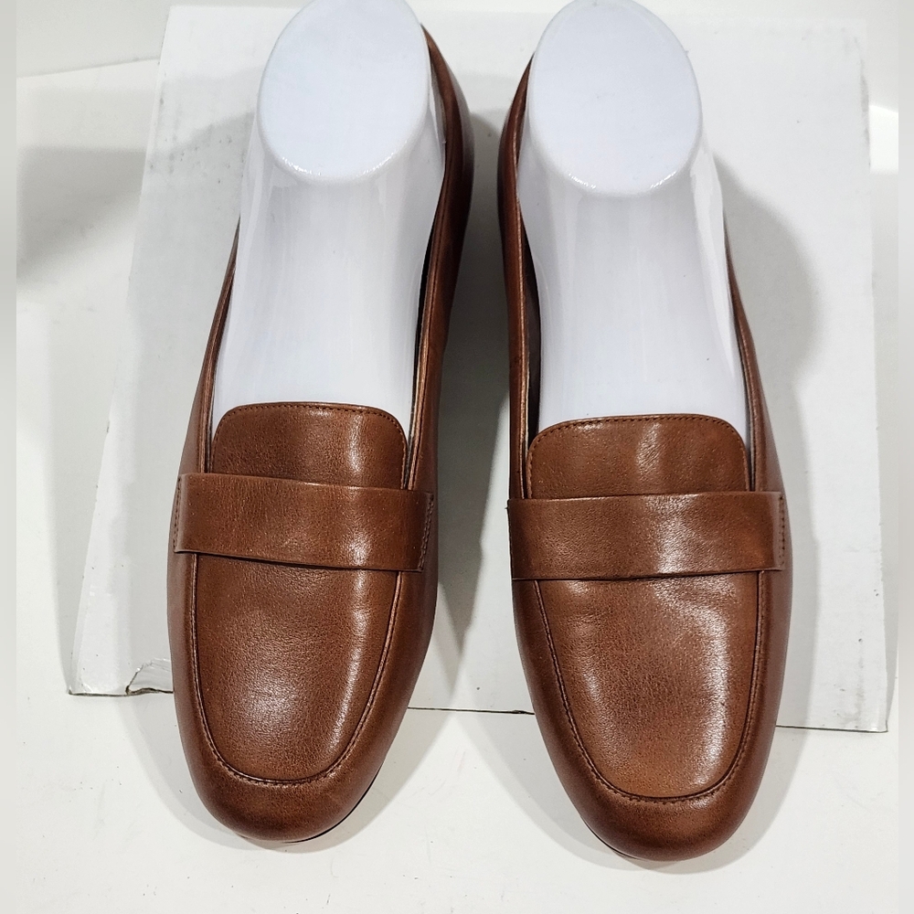 Cole Haan Women's Tarese Soft Leather Loafers Size 8 NWT